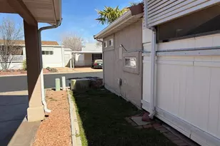 2990 E Riverside Dr, Saint George, UT 84770 - Photo 18