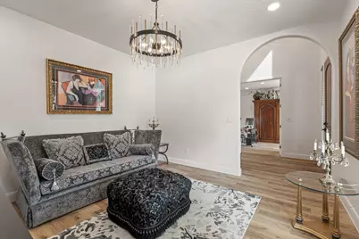 8375 N Diamond Valley Dr, Saint George, UT 84770 - Photo 10