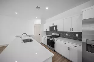 1090 E Coyote Crest Dr, Washington, UT 84780 - Photo 12