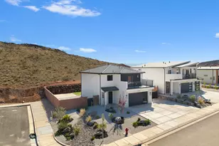 1090 E Coyote Crest Dr, Washington, UT 84780 - Photo 46