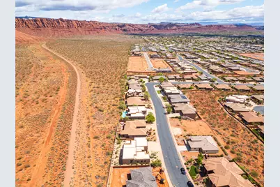 309 E 400 N, Ivins, UT 84738 - Photo 48