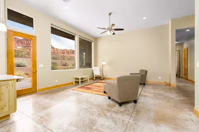 309 E 400 N, Ivins, UT 84738 - Photo 16