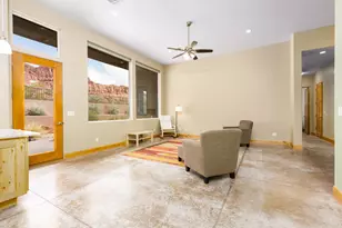 309 E 400 N, Ivins, UT 84738 - Photo 16