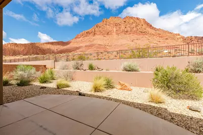 309 E 400 N, Ivins, UT 84738 - Photo 28