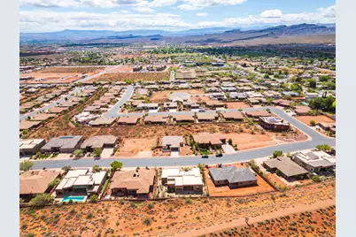 309 E 400 N, Ivins, UT 84738 - Photo 46