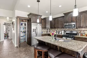 555 N Torey Ln, Hurricane, UT 84737 - Photo 14