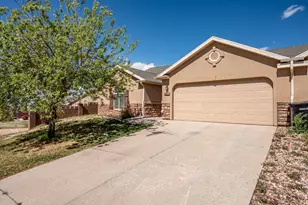 1511 S Southern View Dr, Cedar City, UT 84720 - Photo 2