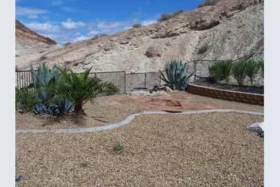 1285 S Indian Knolls Dr, Washington, UT 84780 - Photo 18