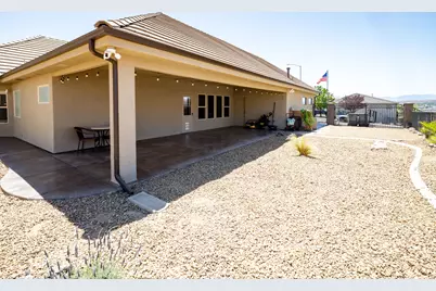 1285 S Indian Knolls Dr, Washington, UT 84780 - Photo 10