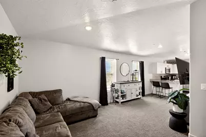 133 N Rock Canyon St #J301, Hurricane, UT 84737 - Photo 6