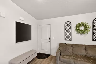 133 N Rock Canyon St #J301, Hurricane, UT 84737 - Photo 8
