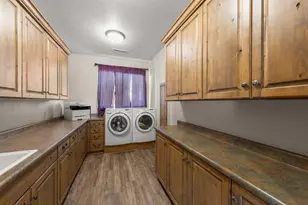 207 N Painted Hls Dr, Ivins, UT 84738 - Photo 42