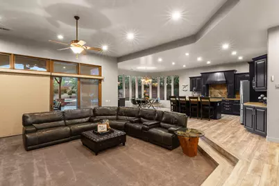 207 N Painted Hills Dr, Ivins, UT 84738 - Photo 10