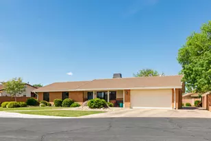 1151 E Sherman Cir, Saint George, UT 84790 - Photo 2