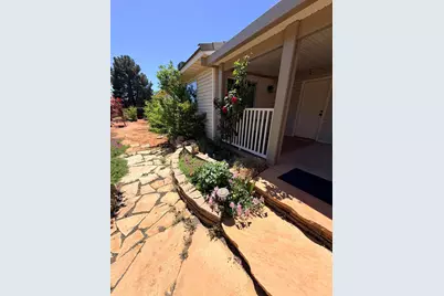 787 S 220 E Cir, Ivins, UT 84738 - Photo 32