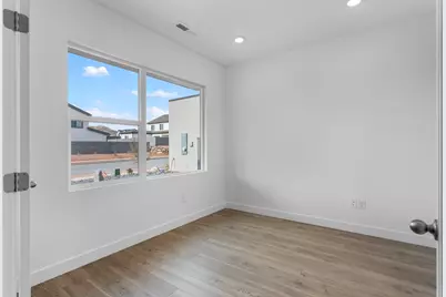1789 S Forbidding Way #4286, Washington, UT 84780 - Photo 4