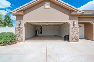 373 S 100 W, Ivins, UT 84738 - Photo 62