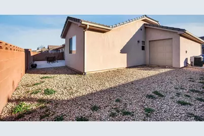 1269 E Pine Valley St, Washington, UT 84780 - Photo 36