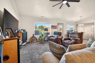 1269 E Pine Valley St, Washington, UT 84780 - Photo 6
