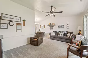 1040 N 1300 W, Saint George, UT 84770 - Photo 4