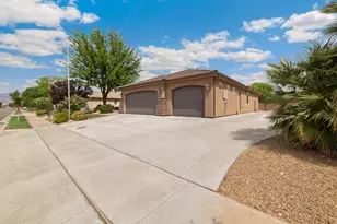 4119 S Crown Jewel Way E, Washington, UT 84780 - Photo 4