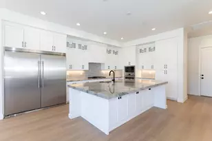709 W Vista Sur Ln, Saint George, UT 84790 - Photo 1