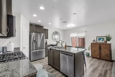 3265 S Fossil Hills Dr, Saint George, UT 84790 - Photo 6