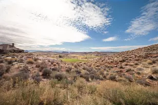 2009 N Coral Ridge Dr, Washington, UT 84780 - Photo 4