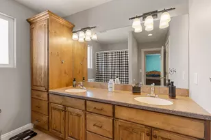 924 N 100 W, Hurricane, UT 84737 - Photo 38