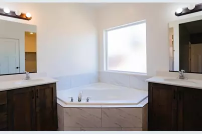 1911 E Yant Flat Dr, Saint George, UT 84790 - Photo 14