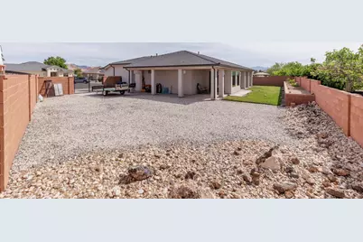 2639 W 400 N, Hurricane, UT 84737 - Photo 32