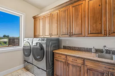 1815 S Paragon Dr, Saint George, UT 84790 - Photo 20