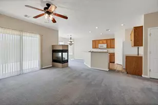 1629 W Wonderstone Dr, Saint George, UT 84790 - Photo 10