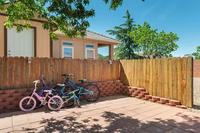 132 S 2390 W, Hurricane, UT 84737 - Photo 32