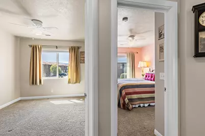2484 Manzoni Rd, Santa Clara, UT 84765 - Photo 6