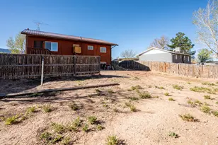 386 W Frontier Cir, Cedar City, UT 84721 - Photo 8