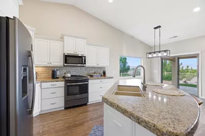 1608 W Garnet Ridge Dr, Saint George, UT 84790 - Photo 26