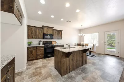 2929 E 3110 S, Saint George, UT 84790 - Photo 8