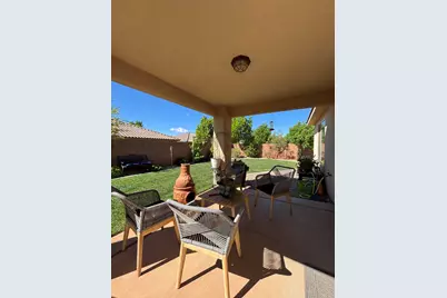 952 E 3800 S, Washington, UT 84780 - Photo 32
