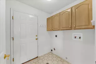 252 W 800 S, Ivins, UT 84738 - Photo 12