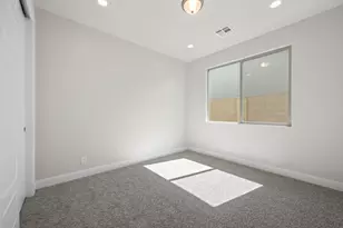 1584 N Ascent St, Washington, UT 84780 - Photo 18