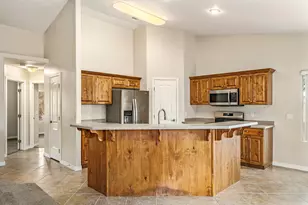 1021 N 2190 W, Saint George, UT 84770 - Photo 10