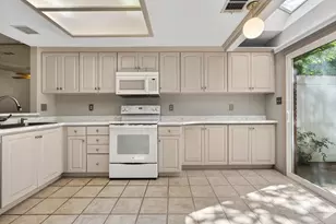845 N Valley View Dr, Saint George, UT 84770 - Photo 16