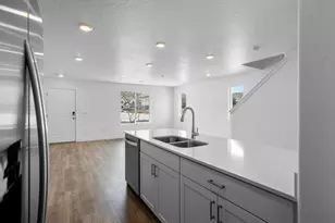 2771 E Rushpink Ln, Washington, UT 84780 - Photo 24