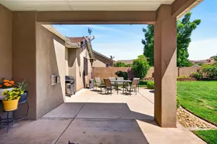 611 W 375 S, Hurricane, UT 84737 - Photo 14