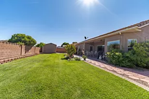 249 E Canterwood Dr, Washington, UT 84780 - Photo 34
