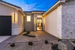237 E 1100 N, Hurricane, UT 84737 - Photo 2