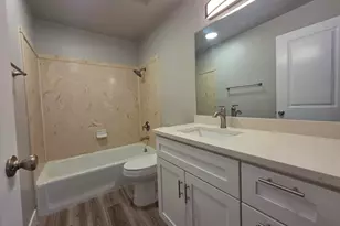 570 S Main St, Saint George, UT 84770 - Photo 18