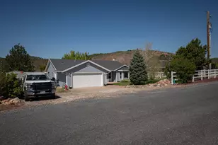 371 N Pinion Cir, Central, UT 84722 - Photo 2