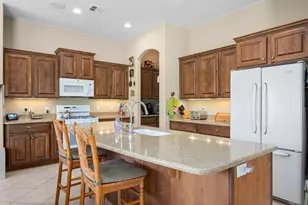4667 S Whisper Point Dr, Saint George, UT 84770 - Photo 4